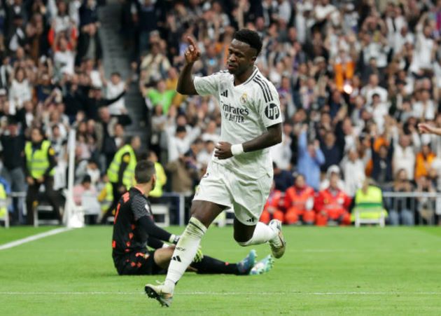 Vinicius mở điểm cho Real.